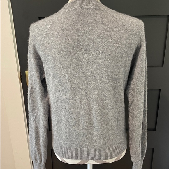 Quince Mongolian Shrunken Cashmere Quiet Luxury Sweatshirt Size M - Picture 5 of 7